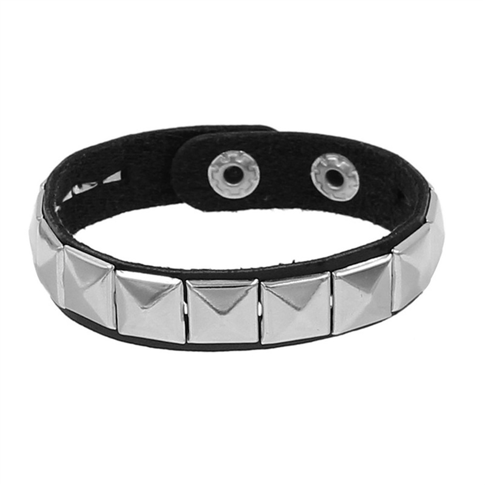 2024 PU Leather Bracelet 80s P - Women'S Fashion In The 80S avis et prix