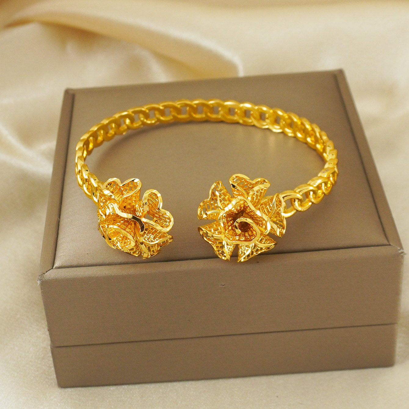 New European Dubai Fashion 24K - Women'S Fashion Rings Gold avis et prix