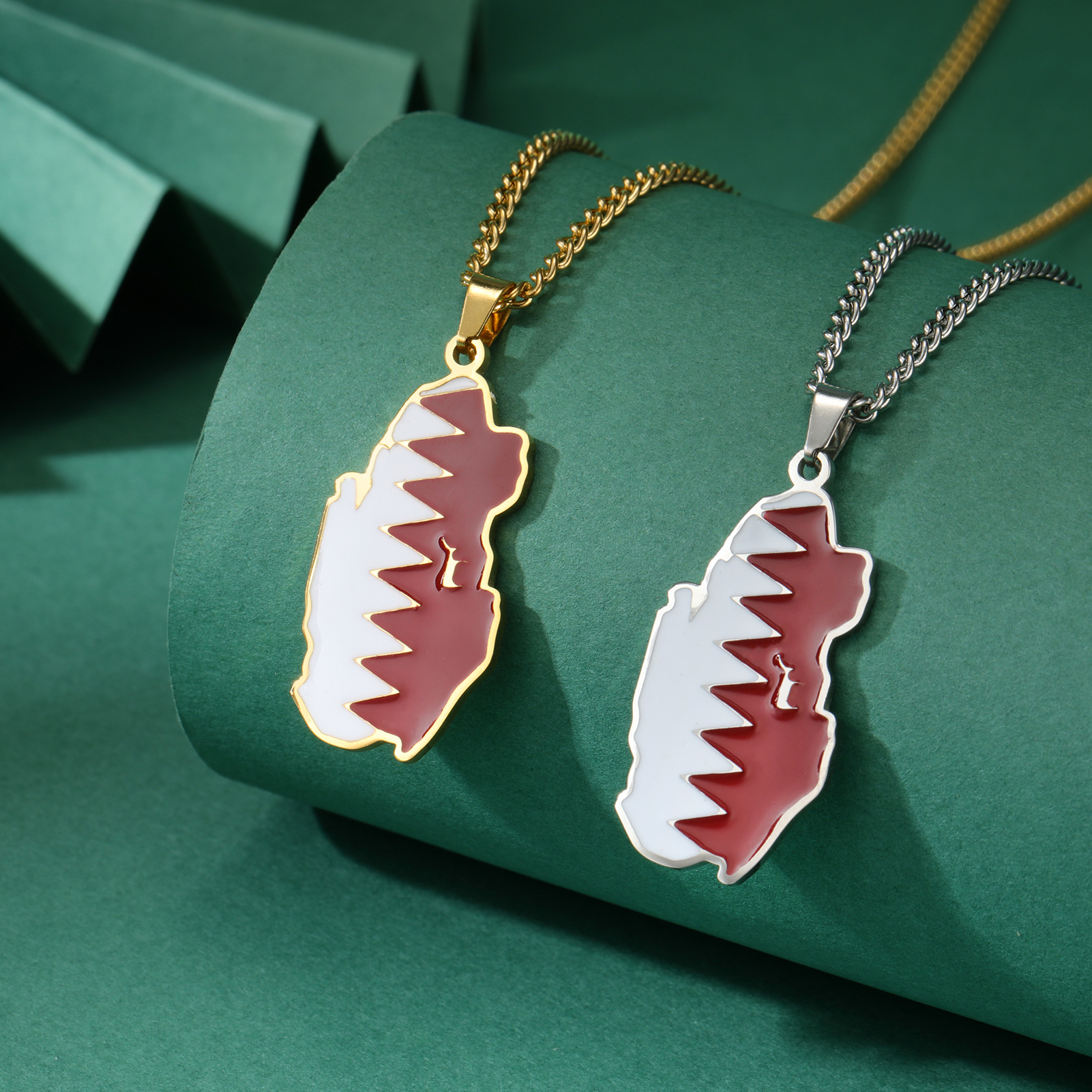 Qatar Map Necklace Qatari Flag - Women Fashion Qatar avis et prix
