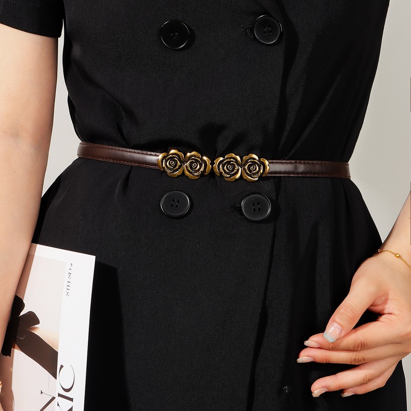 Fashionable Minimalist Adjusta - Women'S Fashion From The 60S avis et prix