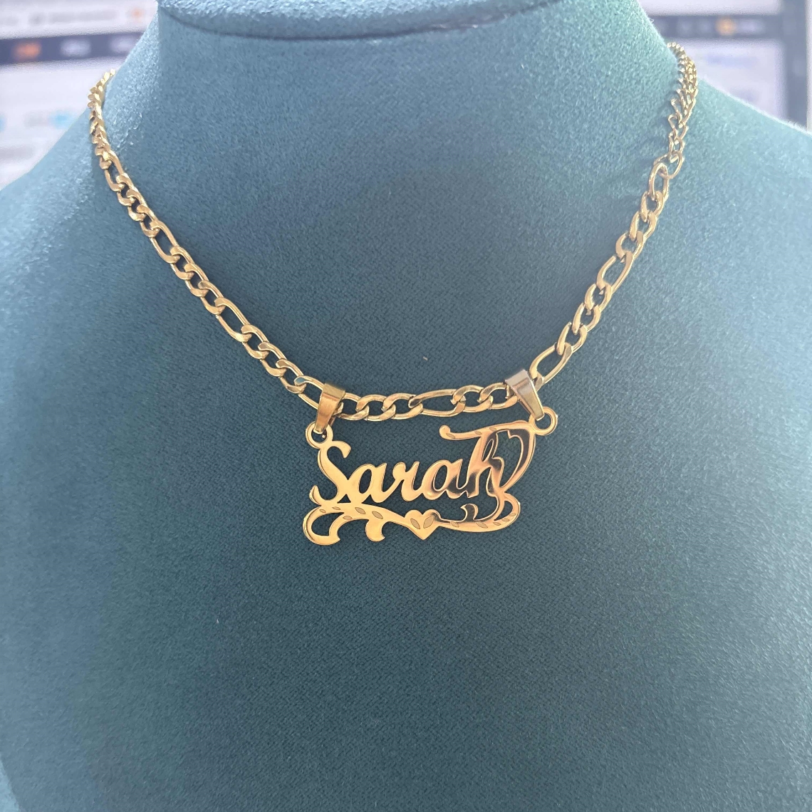 Custom Figaro Chain Heart Name - Women Fashion Names avis et prix